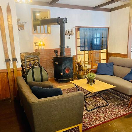 Guest House Zu-Thones 白马村 外观 照片