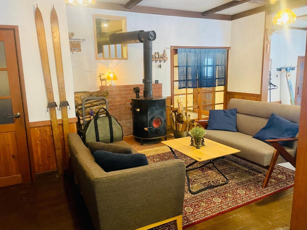 Guest House Zu-Thones 白马村 外观 照片