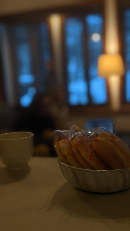Guest House Zu-Thones 白马村 外观 照片